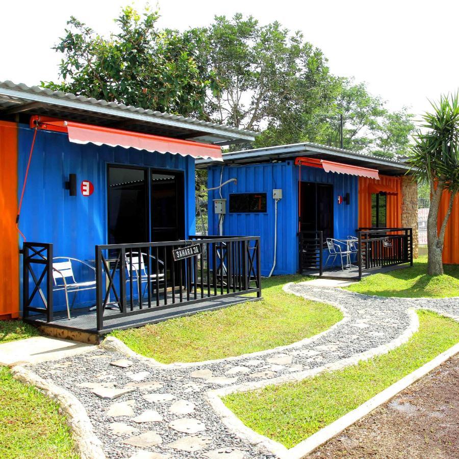 Jsi Resort Puncak Esterno foto