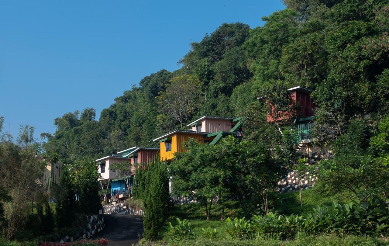 Jsi Resort Puncak Esterno foto